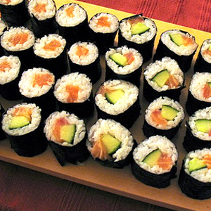 Can I give my cat sushi?