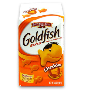 Can I give my cat Goldfish crackers